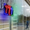 Neon Sign 777 - Image 2